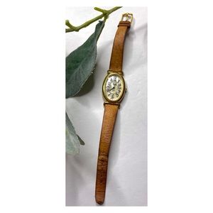 Vintage Sheffield Tan Leather Strap Oval Clock Face Gold Toned Watch